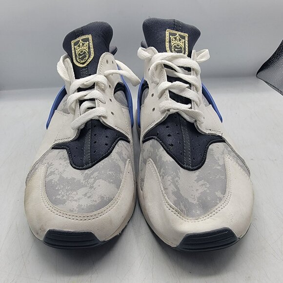 Nike Air Huarache Mens 10.5 Gray Blue Sneakers Social FC Athletic DR0286-100 - Picture 2 of 13